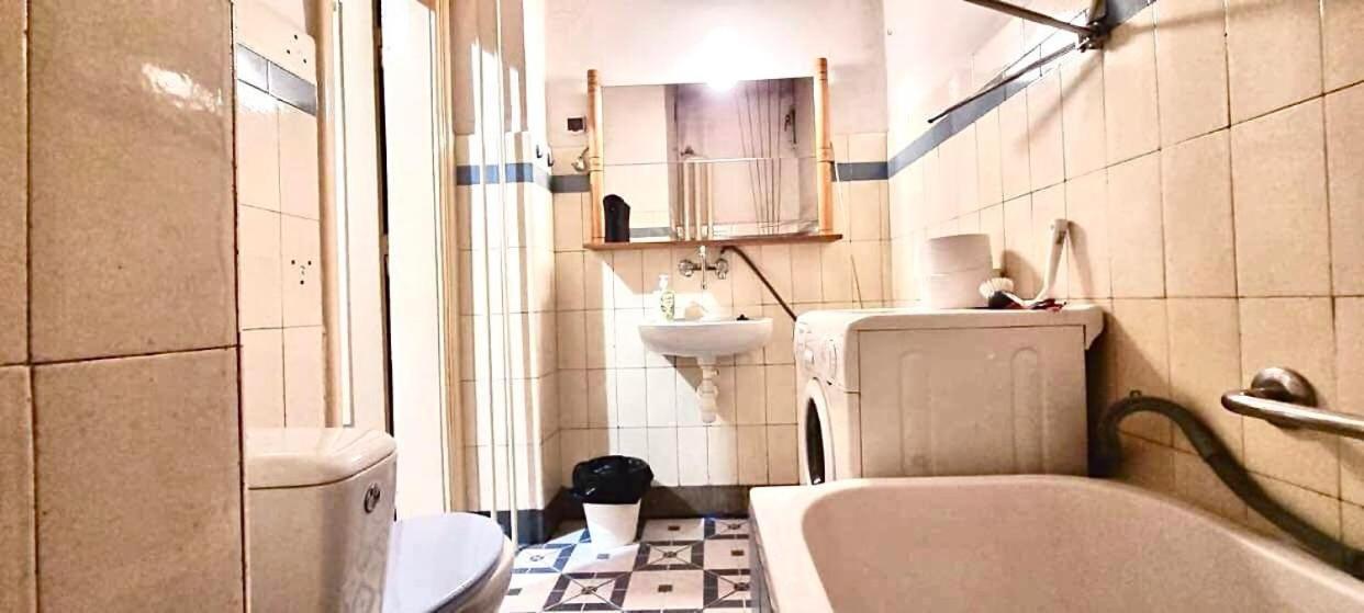 Appartement Studio Retro Next To The Market Square In *